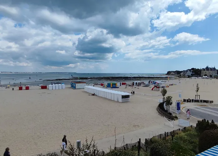 Apartamento Face Avec Balcon Et Parking - Fr-1-843-47 Le Pouliguen